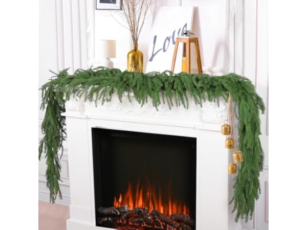 Christmas Garlands Thumbnail