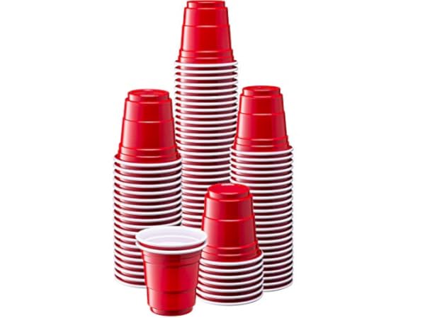 DecorRack 50 Plastic Cups 16 oz, Large Party Cups, Disposable Bulk Party  Cups (Red)