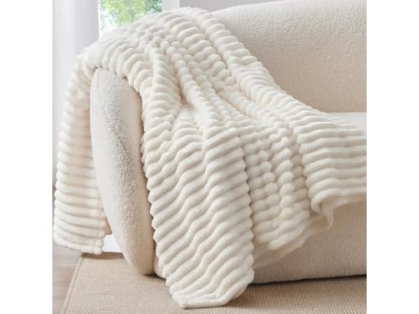 Fluffy Blankets Thumbnail