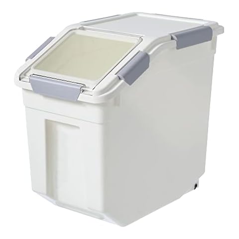 OXO Good Grips Pet POP Container 6.0 Qt/5.7 L with Half Scoop, Ideal for up  to 6.5lbs of Dog Food or 4.5lbs of Cat Food