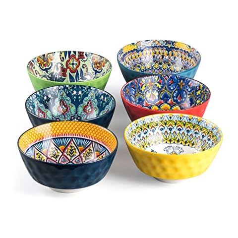 Youngever 22 Ounce Plastic Bowls with Lids, Cereal Bowls, Soup Bowls, Food  Storage Containers, Set of 9 in 9 Assorted Colors