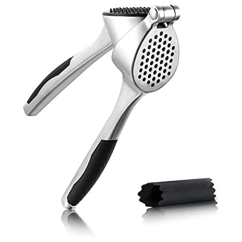 Heavy Duty Garlic Press, Stainless Steel Garlic Mincer with Round Hole Rust  Proof Grade Garlic Crusher & Ginger Press with Roller Peeler and Cleaning  Brush, Easy Squeeze and Clean 