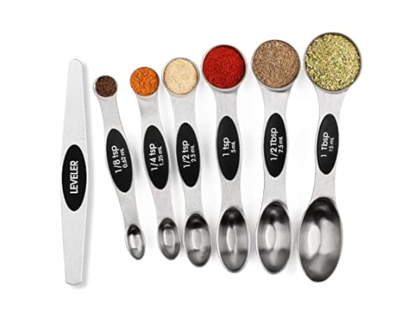 OXO 11132100 Good Grips 1/4 tsp. to 1 Tbsp. 4-Piece Magnetic Stainless  Steel Measuring Spoon Set