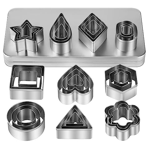 https://us.ftbpic.com/product-amz/mini-cookie-cutters-set-with-box-qtoikce-30pcs-small-stainless/51fUR2RuxsL._AC_SR480,480_.jpg