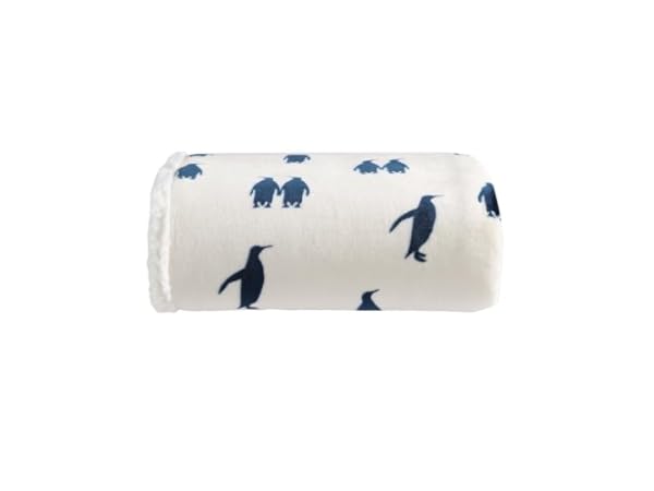 Penguin Fluffy Blankets thumbnail
