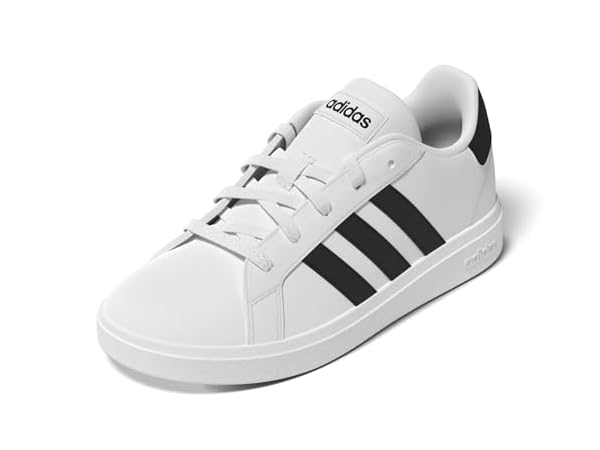 Racquet Sport Shoes for Boys Thumbnail