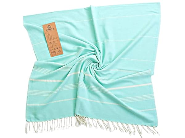 The 8 Best Sand Resistant Beach Towels Of 2024 (Reviews) - FindThisBest