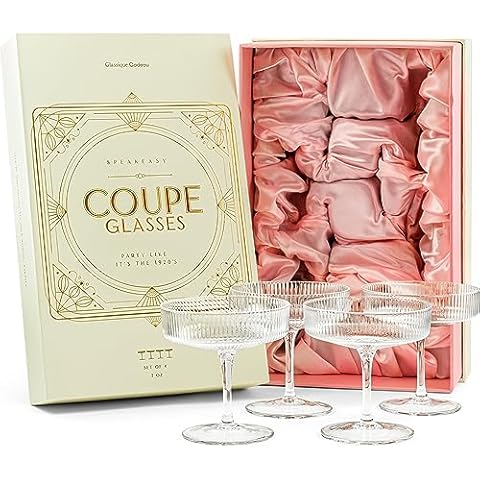 ELIXIR GLASSWARE Classy Champagne Flutes - Hand Blown Crystal Champagne  Glasses - Set of 4 Elegant Flutes - Gift for Wedding, Anniversary,  Christmas - 8oz, Clear: Champagne Glasses